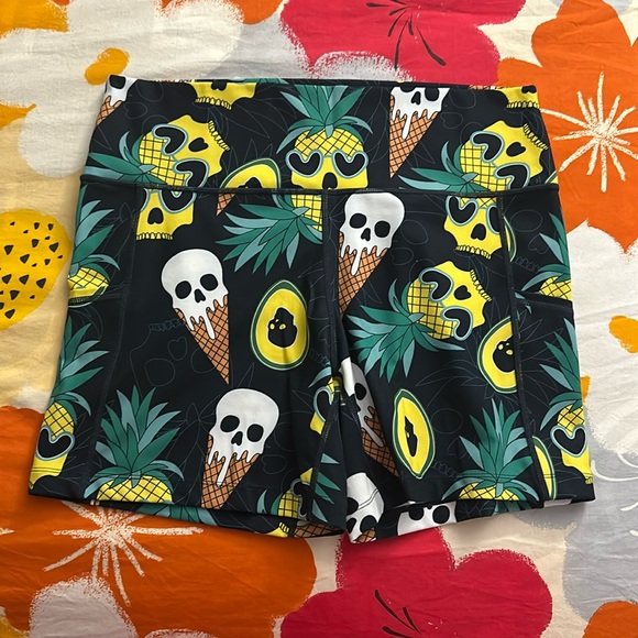 Constantly Varied Gear Pants - Constantly Varied Gear CVG 5” Inseam Ice Cream Skulls Shorts Sz XL!